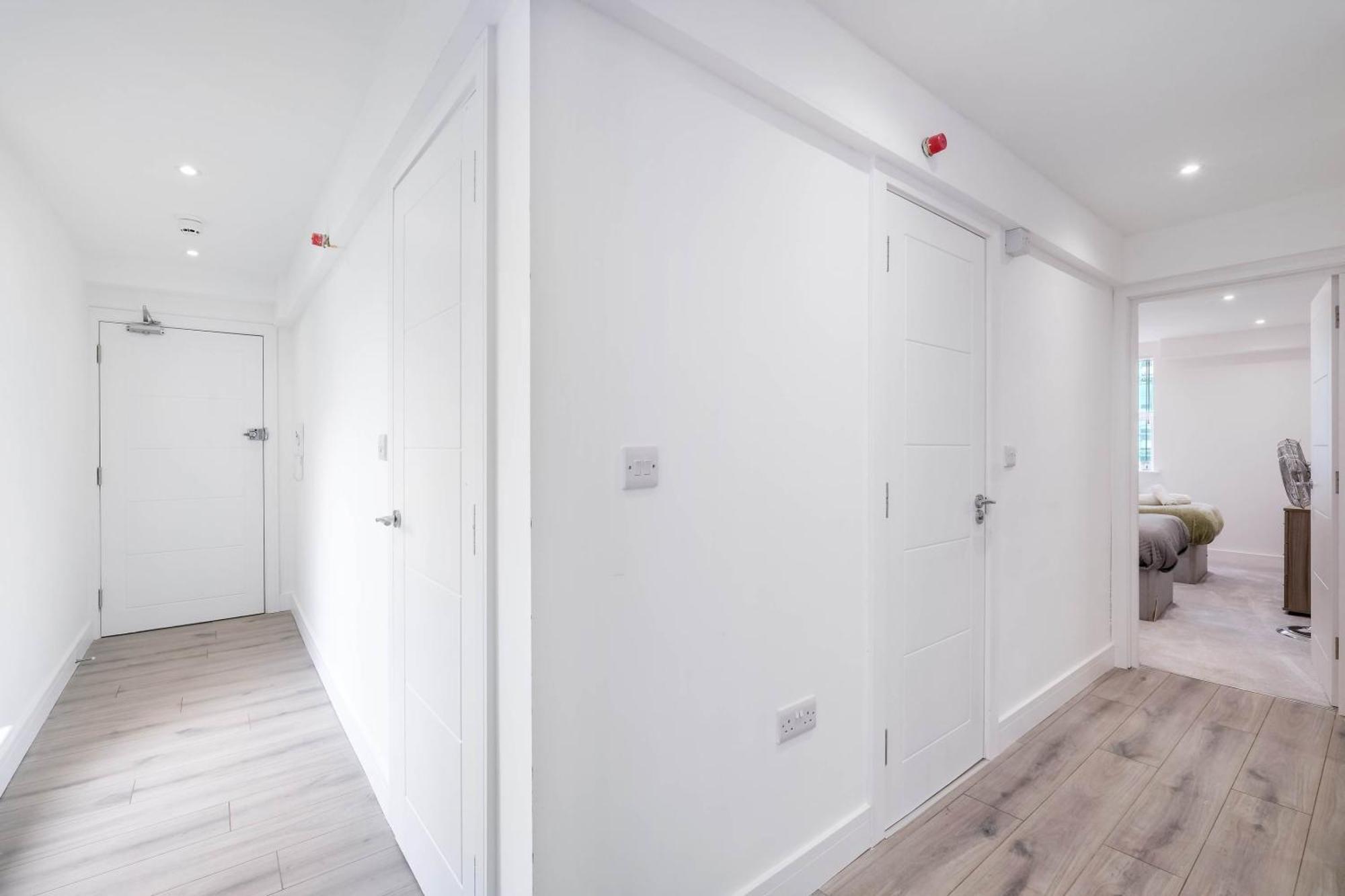 Apartment Modern 2 Bedroom Town Centre Camberley