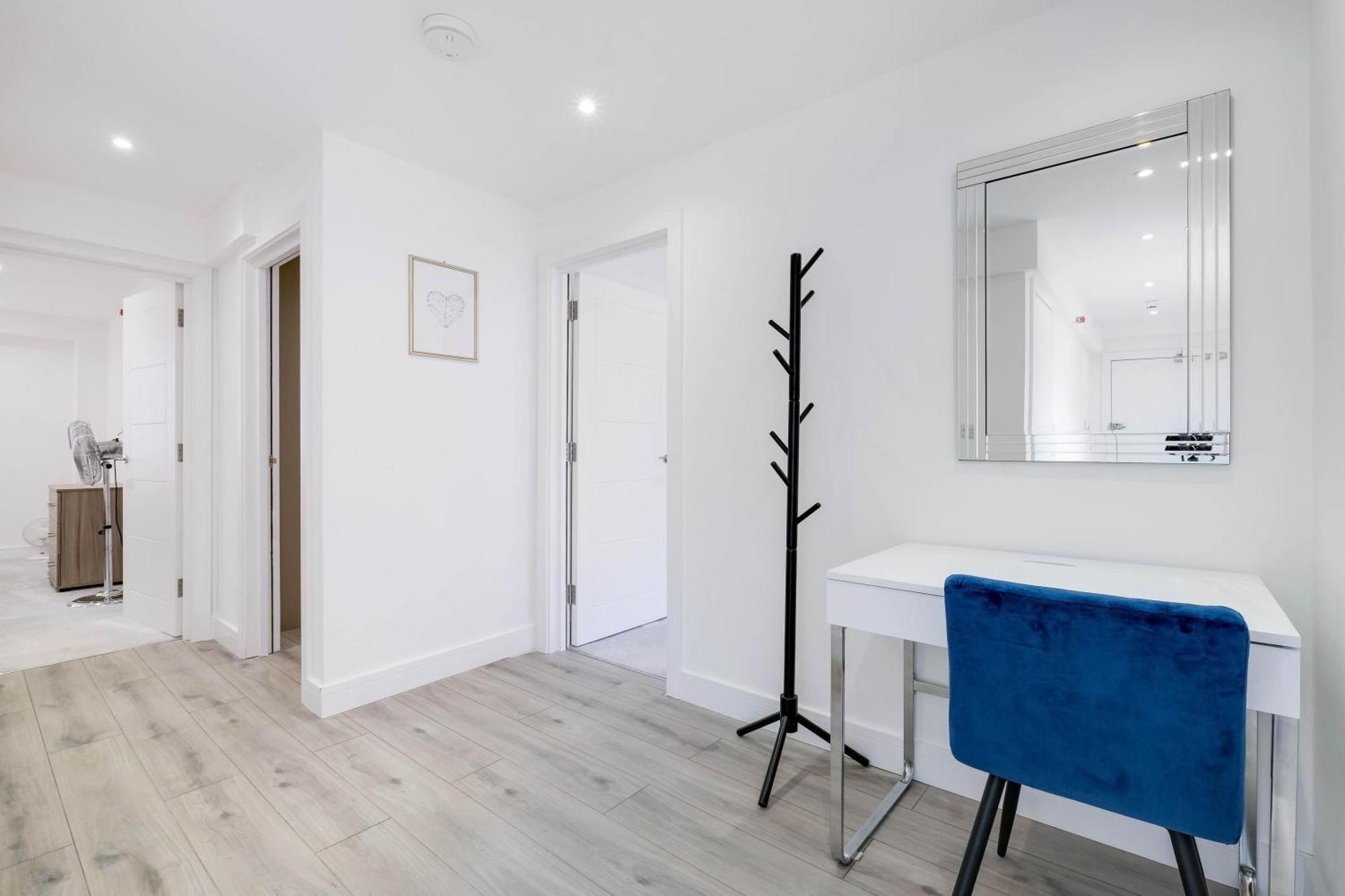 Apartment Modern 2 Bedroom Town Centre Camberley